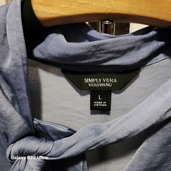 Simply Vera Vera Wang Blue Scarf Shirt - Picture 2 of 3